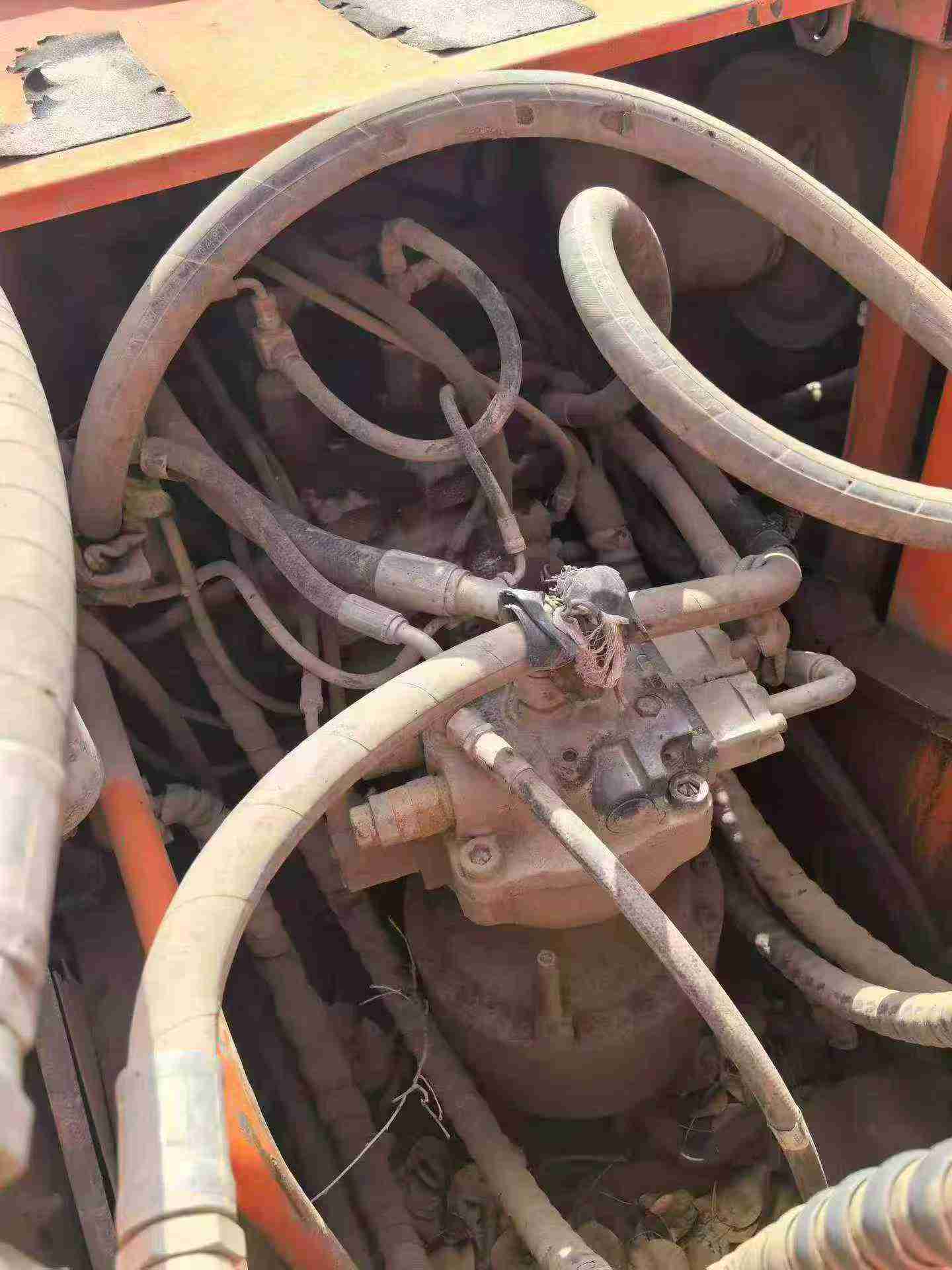 شراء حفارة Doosan DH215-7 مستعملة / 9