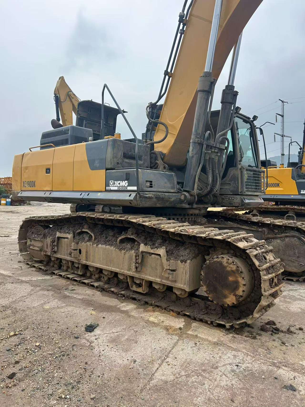 Buy XCMG XE490DK Used Excavator / 4