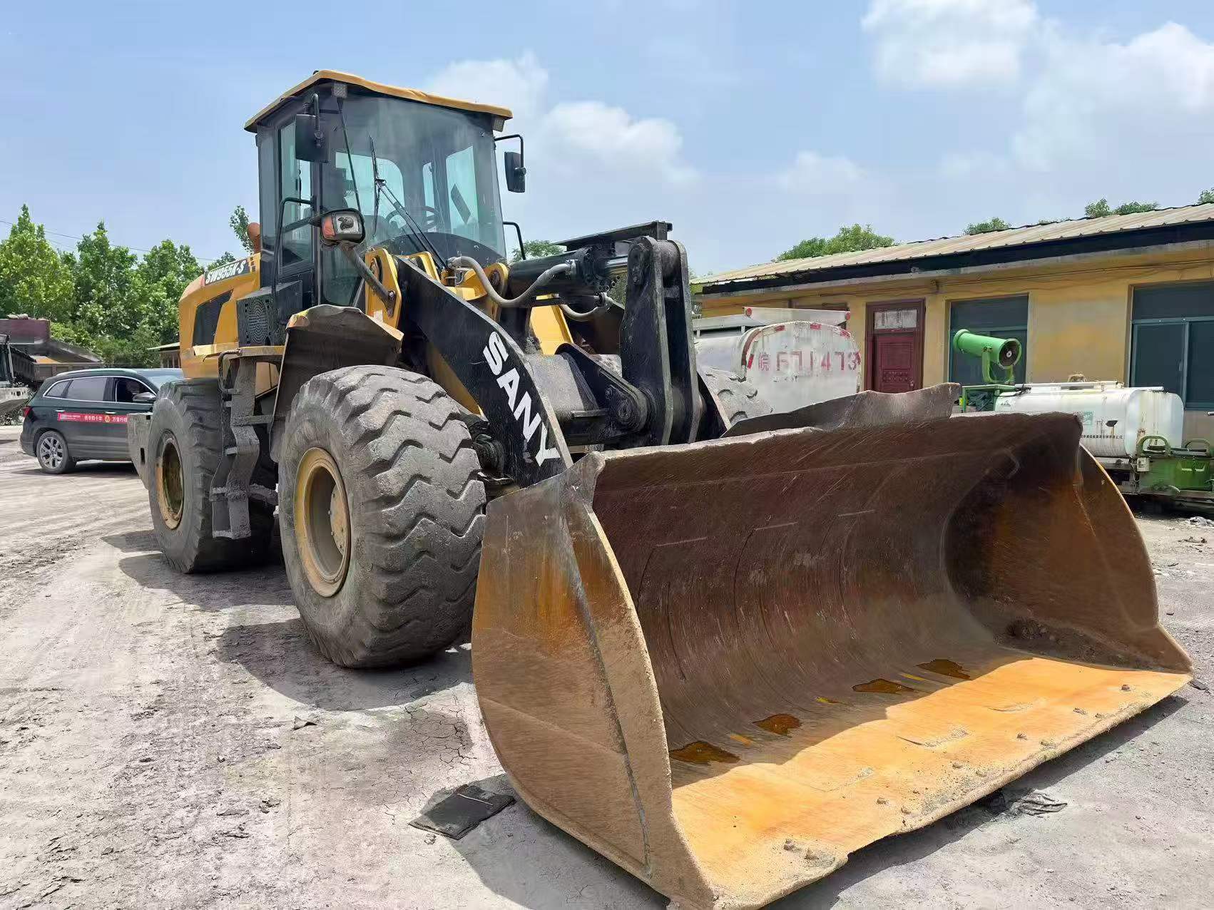 شراء حفارة Sany SW955K-S مستعملة / 2