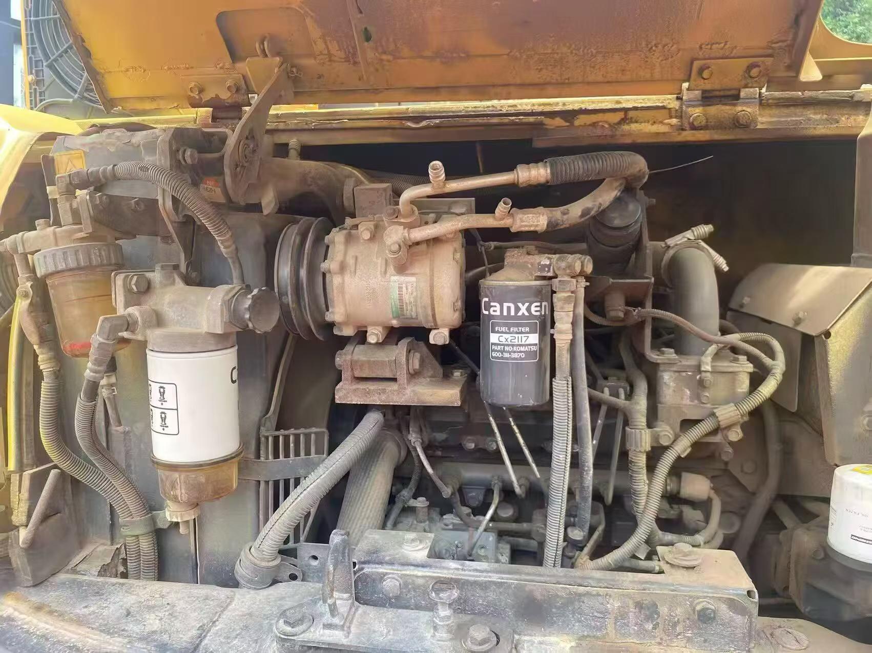 Buy Komatsu PC60-8 Used Excavator / 8