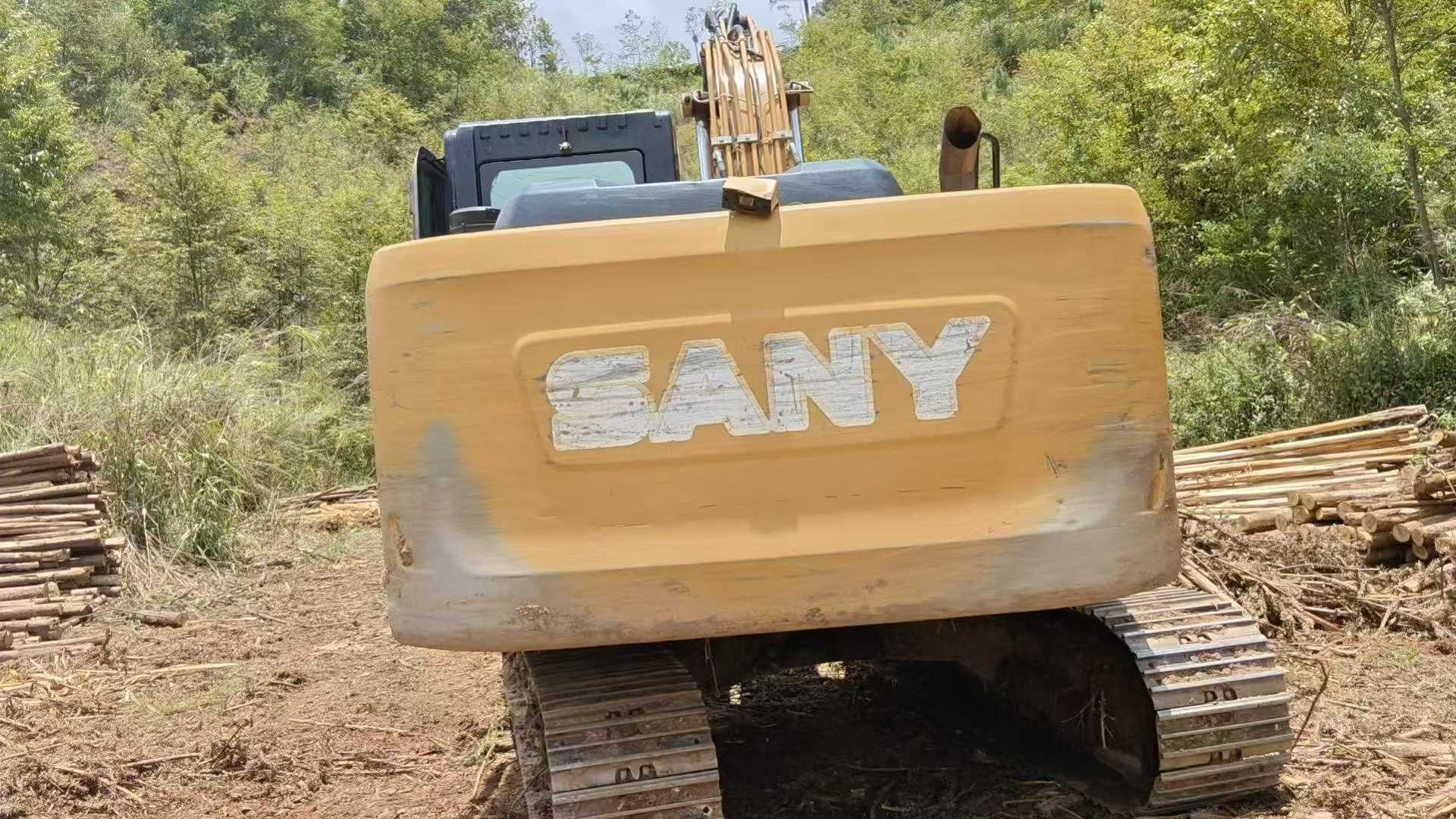 شراء Sany SY135 مستعمل حفارة