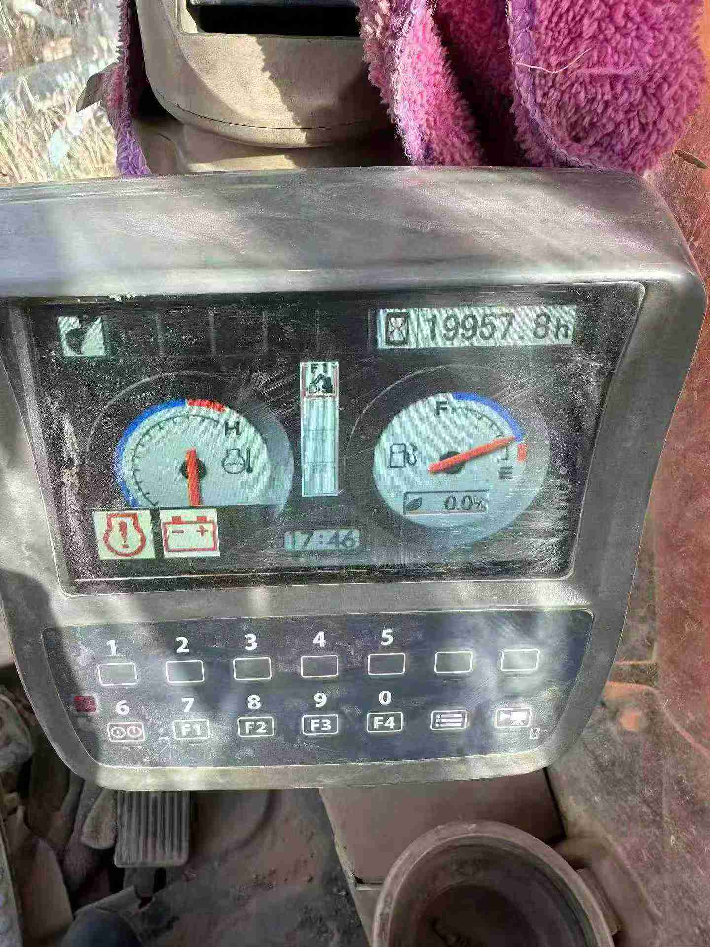 شراء حفارة Hitachi EX360-5 مستعملة / 5 شراء حفارة Hitachi EX360-5 مستعملة / 5