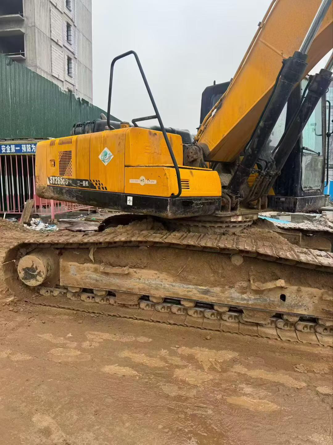Buy Sany SY265C Used Excavator / 2