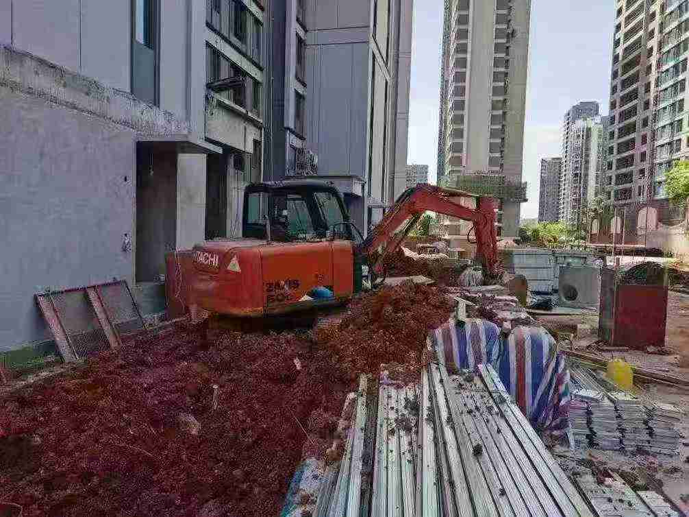 Buy Hitachi ZX60 Used Excavator / 2
