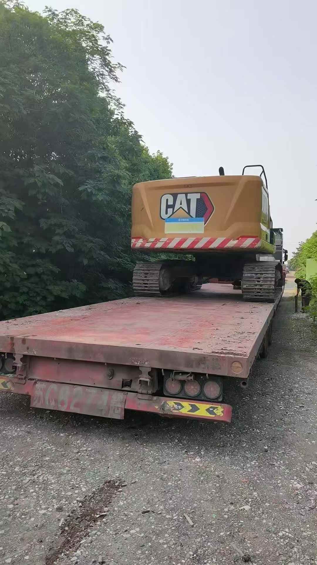 Buy Caterpillar 323 Used Excavator / 5