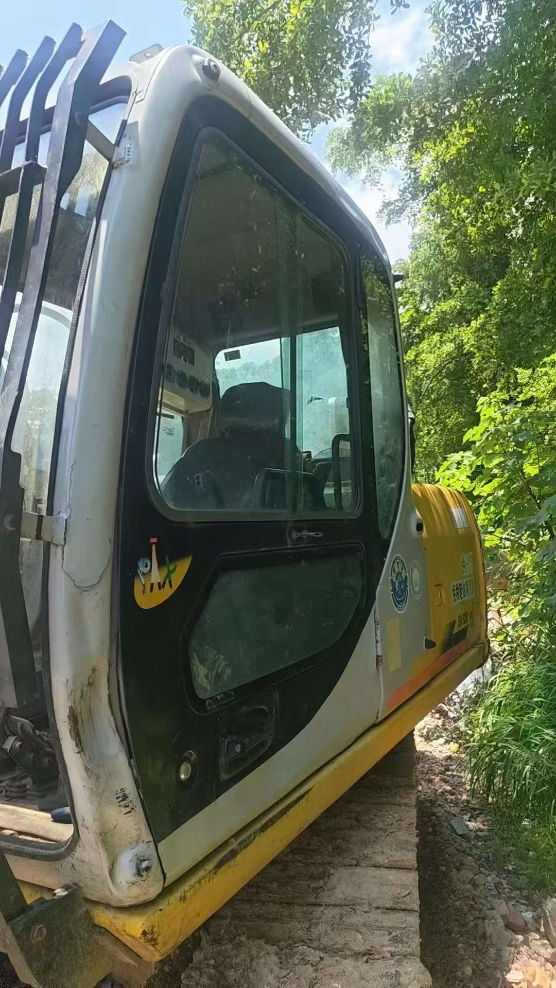 Buy Sumitomo SH120 Used Excavator / 8