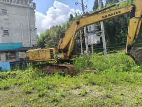 Buy Komatsu PC220-6 Used Excavator / 2 Buy Komatsu PC220-6 Used Excavator / 2