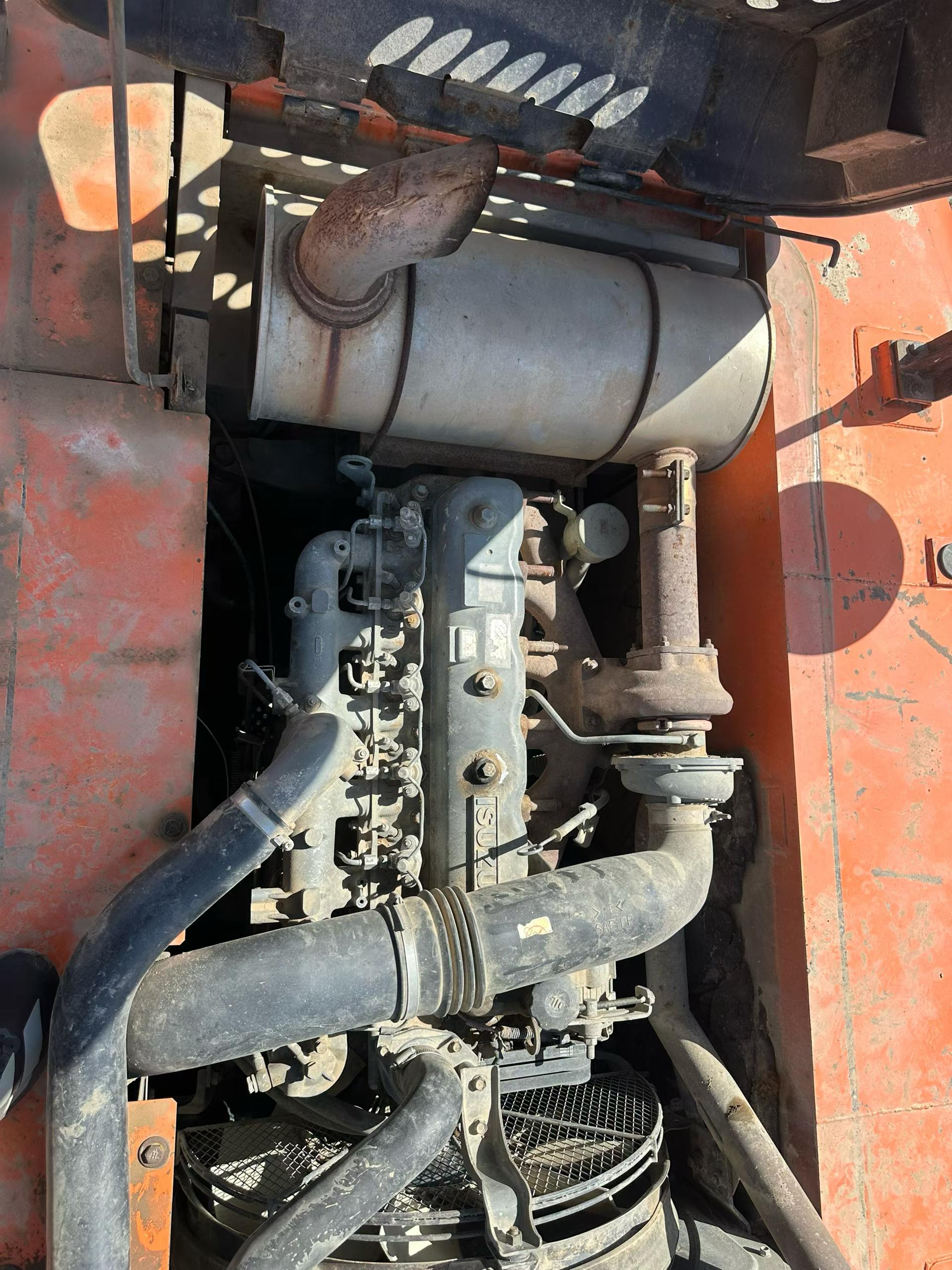 شراء حفارة Hitachi ZX260-3G مستعملة / 7