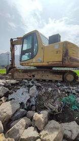 Buy Komatsu PC120-6 Used Excavator / 2 Buy Komatsu PC120-6 Used Excavator / 2