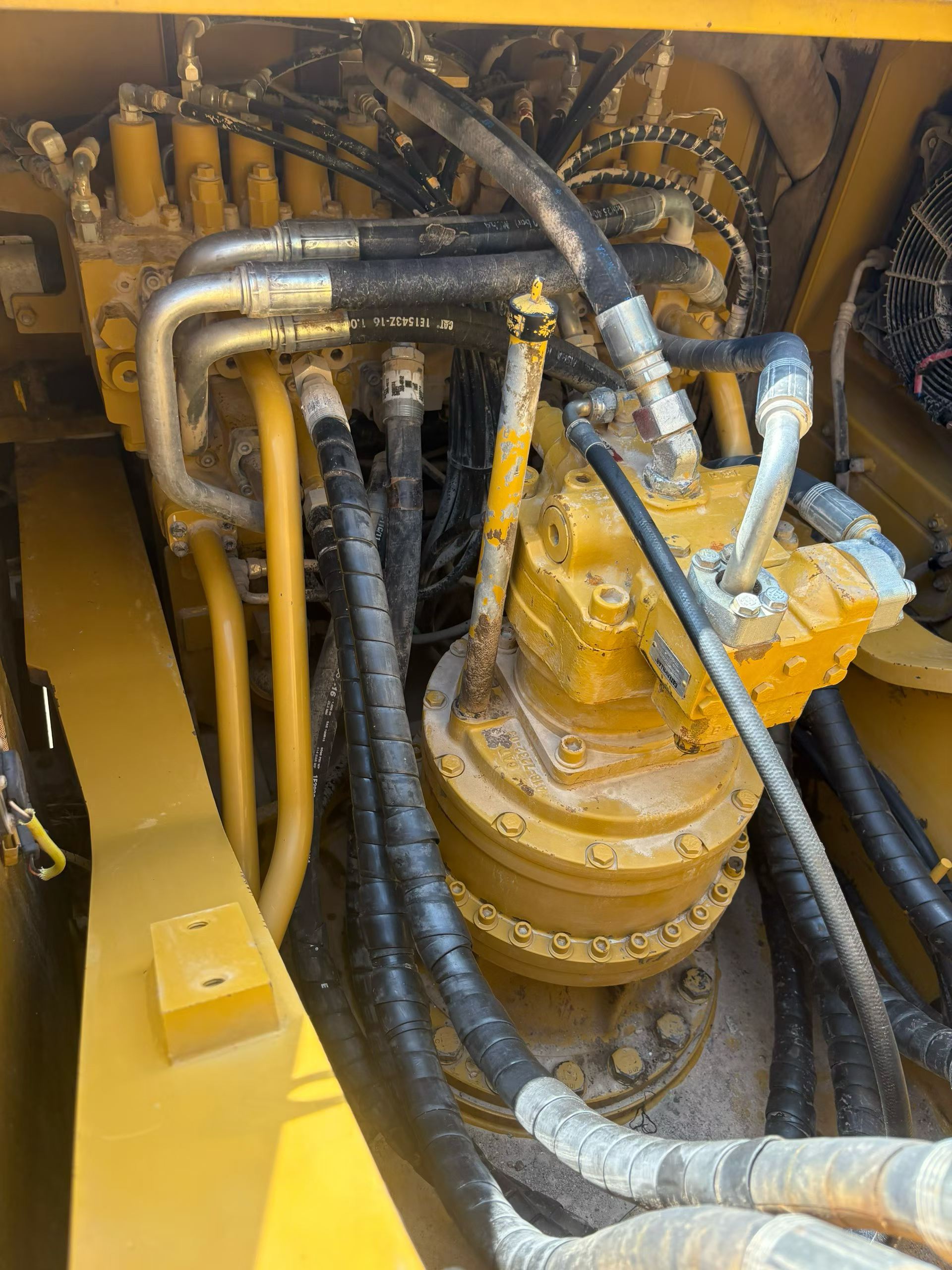 Buy Caterpillar 326DL Used Excavator / 7