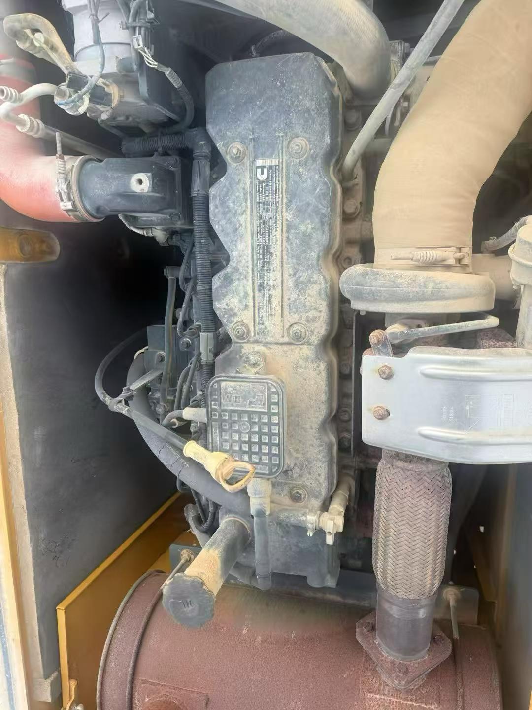 شراء حفارة XCMG XE200 مستعملة / 4