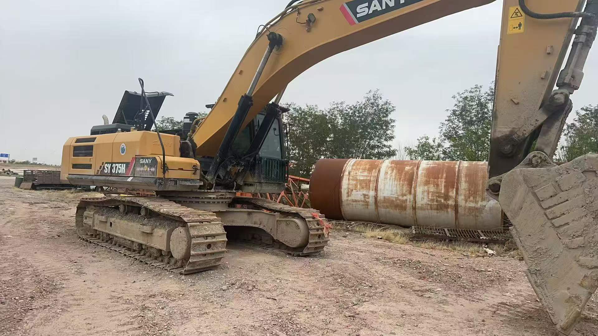Buy Sany SY375H Used Excavator / 2