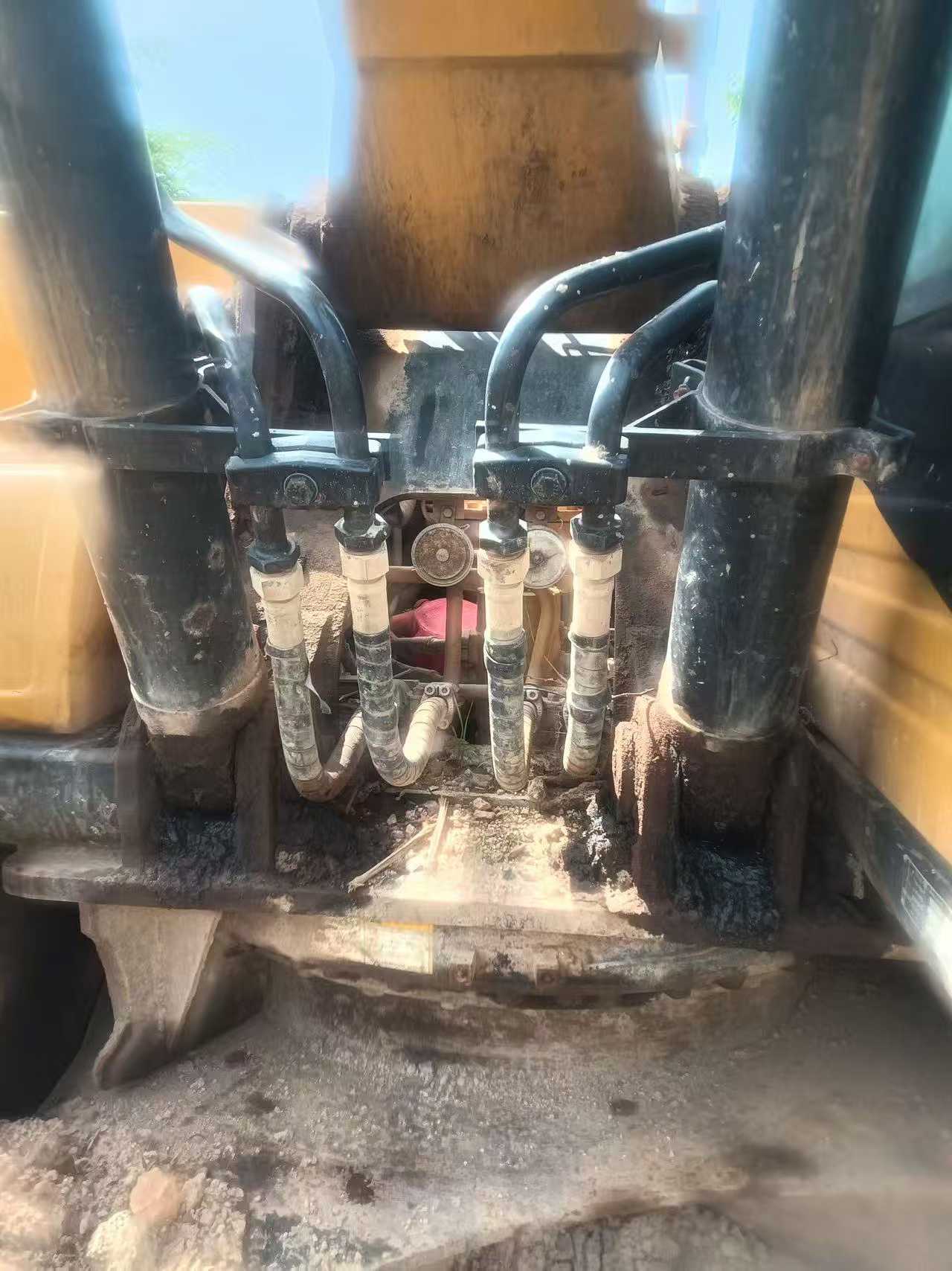 شراء حفارة Sany SY215C مستعملة / 8