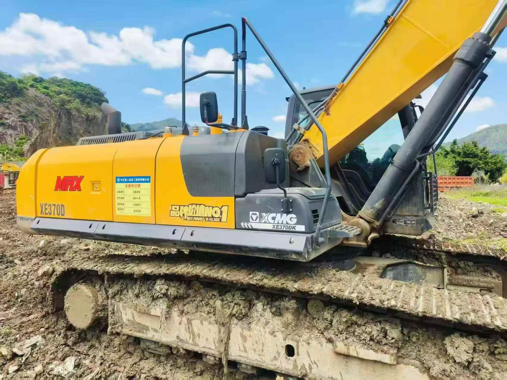 Buy XCMG XE370 Used Excavator / 6