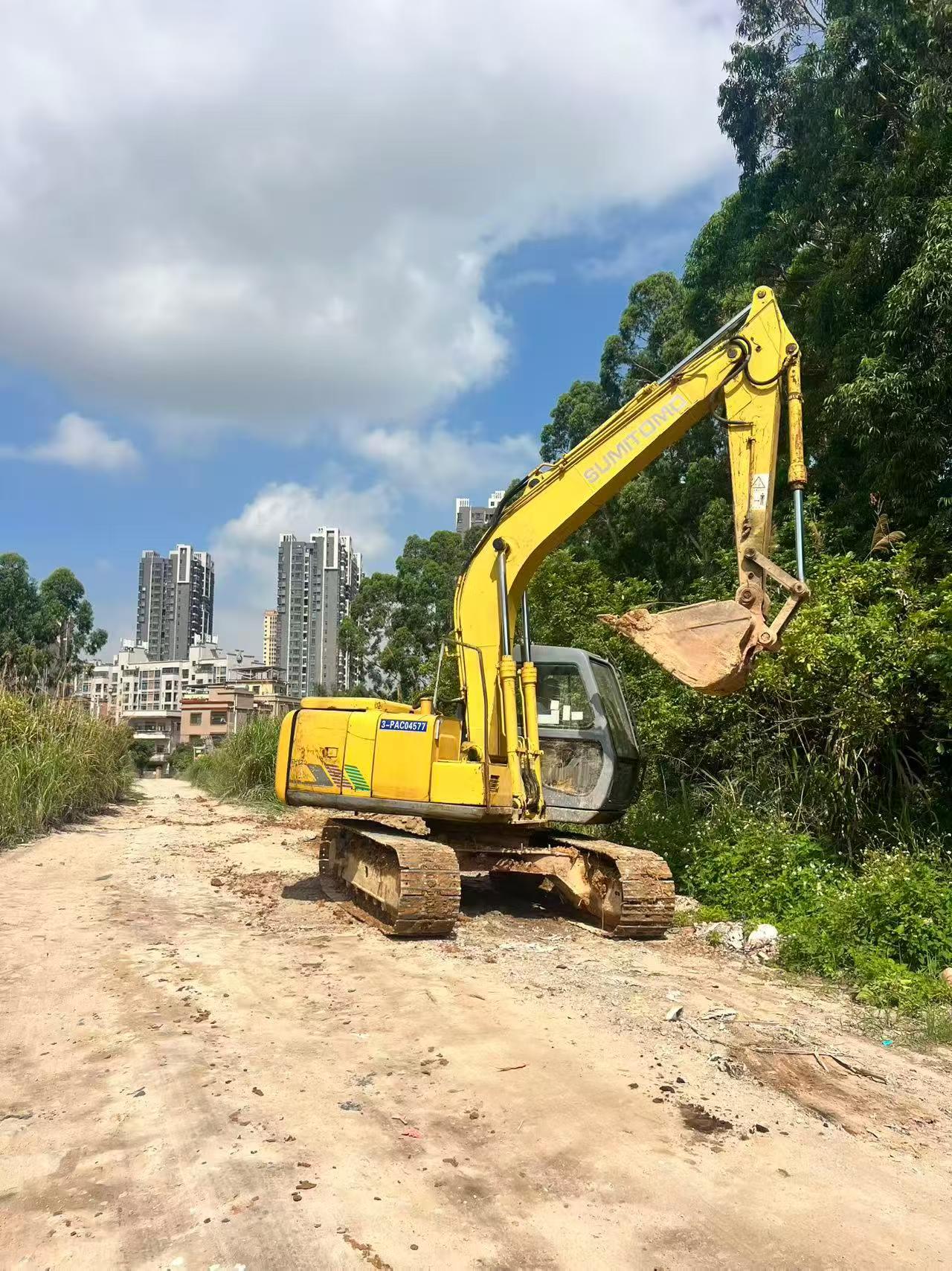 Buy Sumitomo SH120A2 Used Excavator / 2