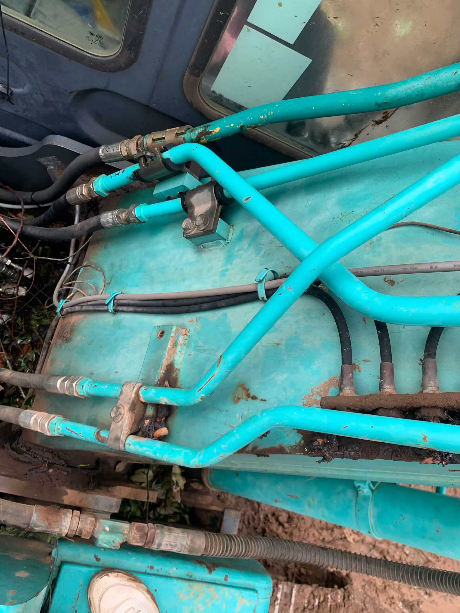 Buy Kobelco SK130 Used Excavator / 3