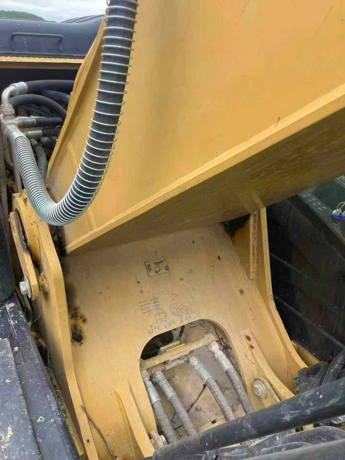 Buy Caterpillar 320D Used Excavator / 7
