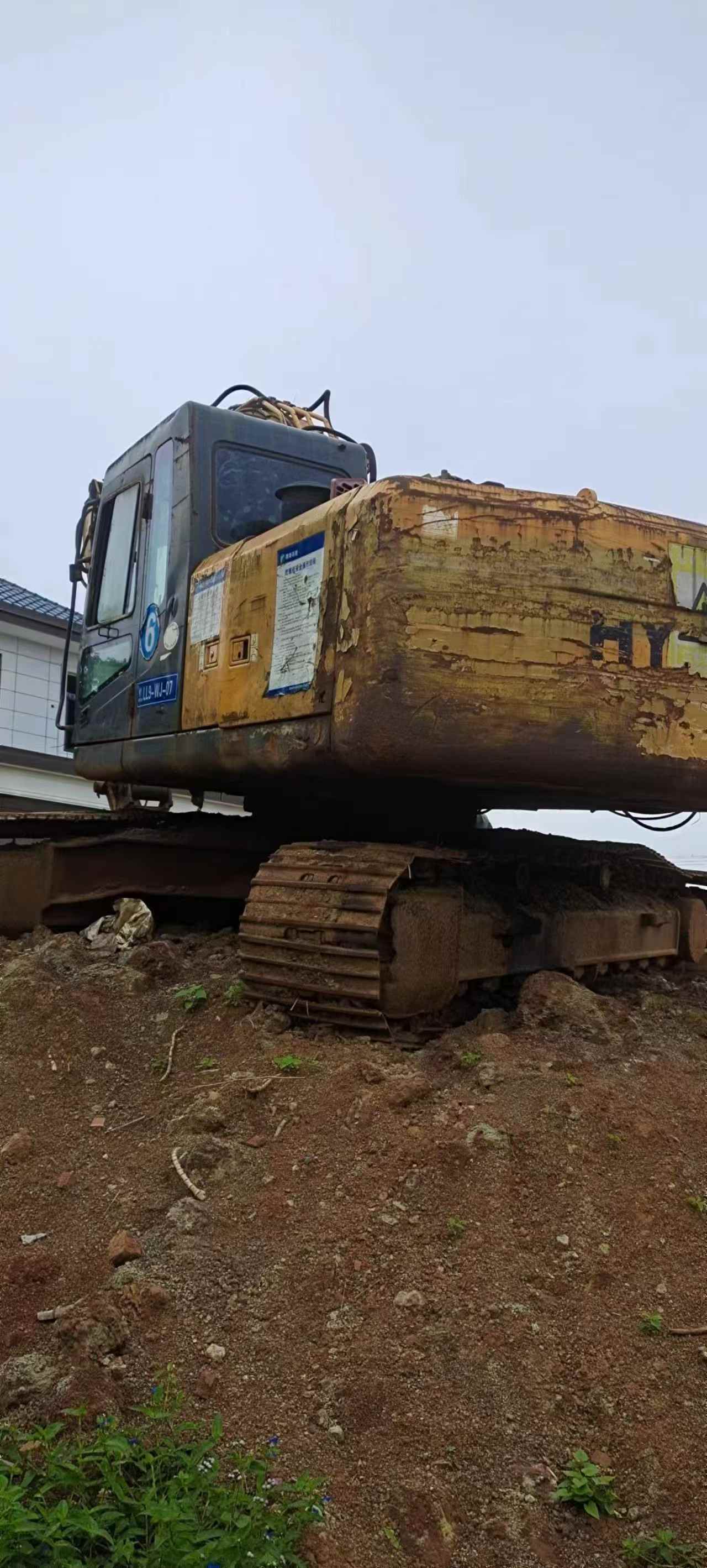 Buy Hyundai R225-7 Used Excavator / 3