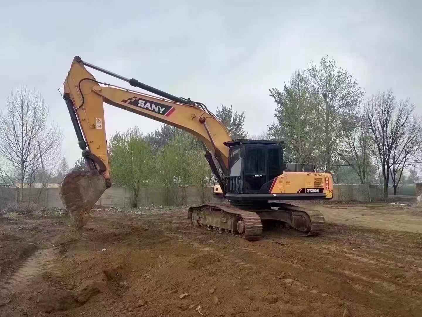 Buy Sany SY305C Used Excavator / 2