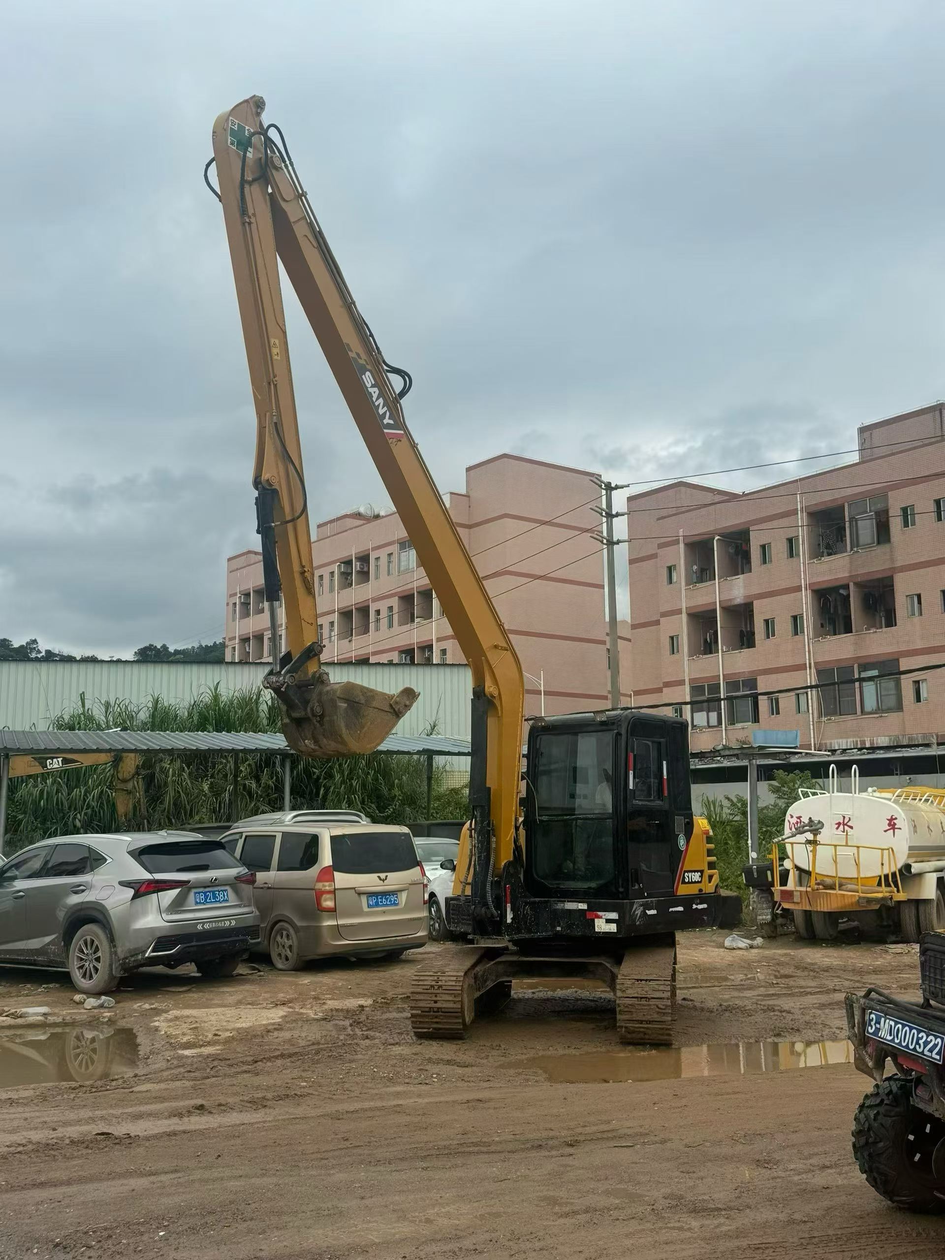 Buy Sany SY60 Used Excavator / 4