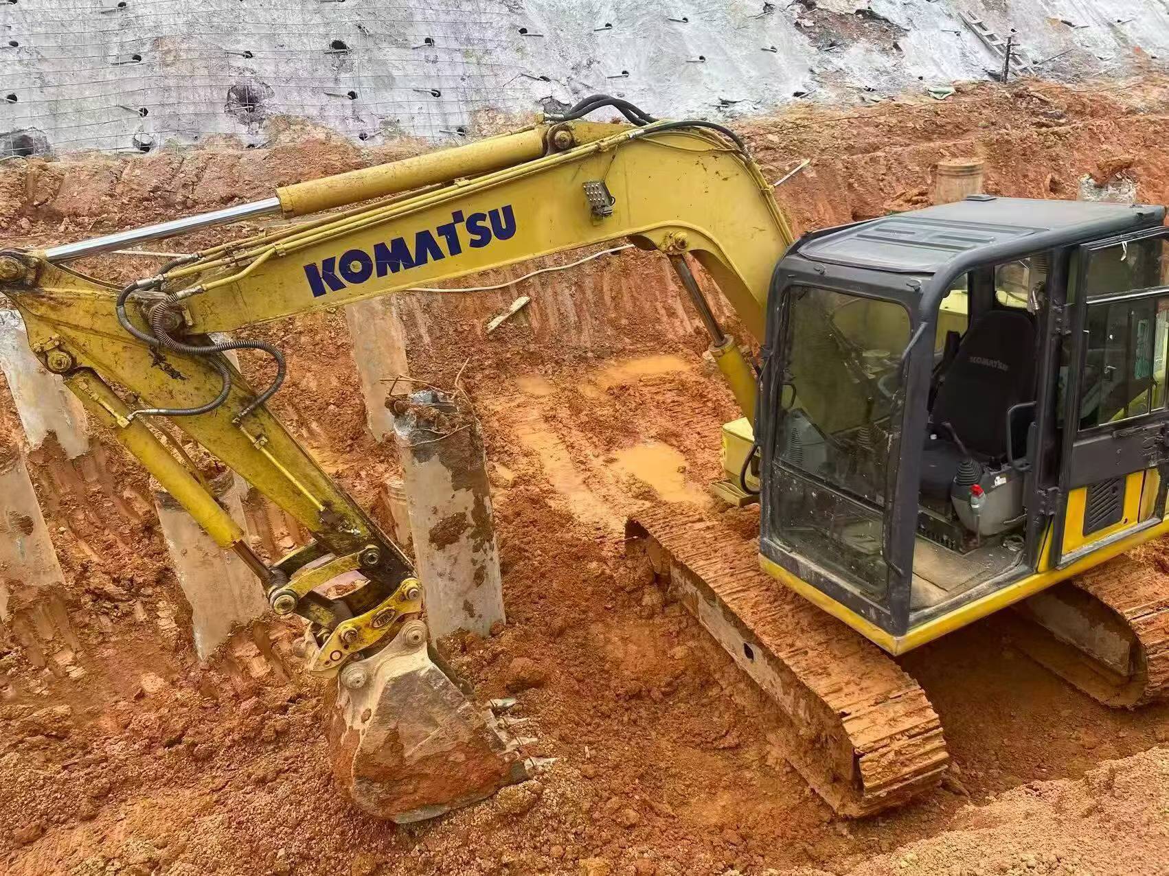 Buy Komatsu PC60-8 Used Excavator / 7