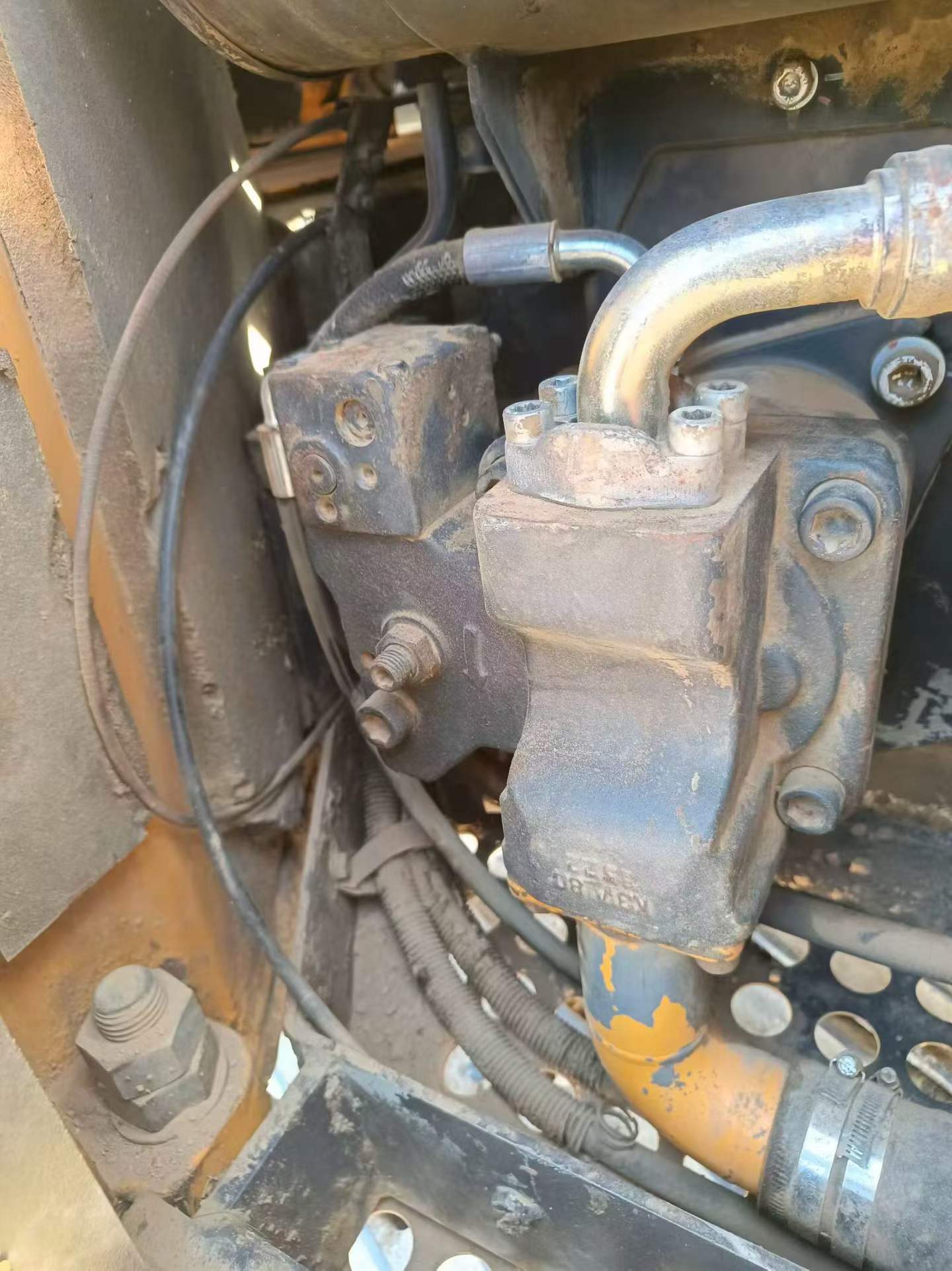 Buy Sany SY75 Used Excavator / 9