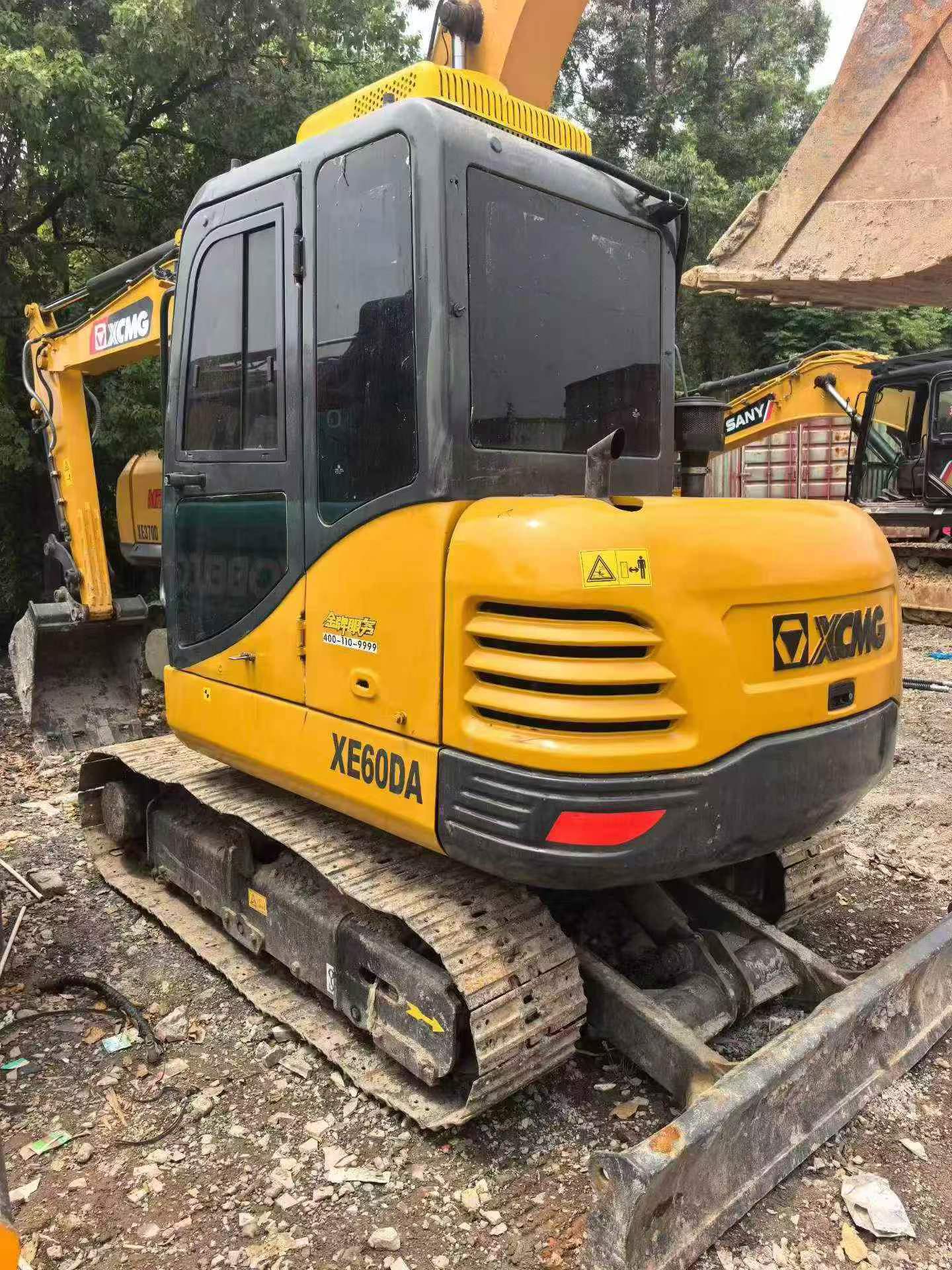 Buy XCMG XE60 Used Excavator / 6