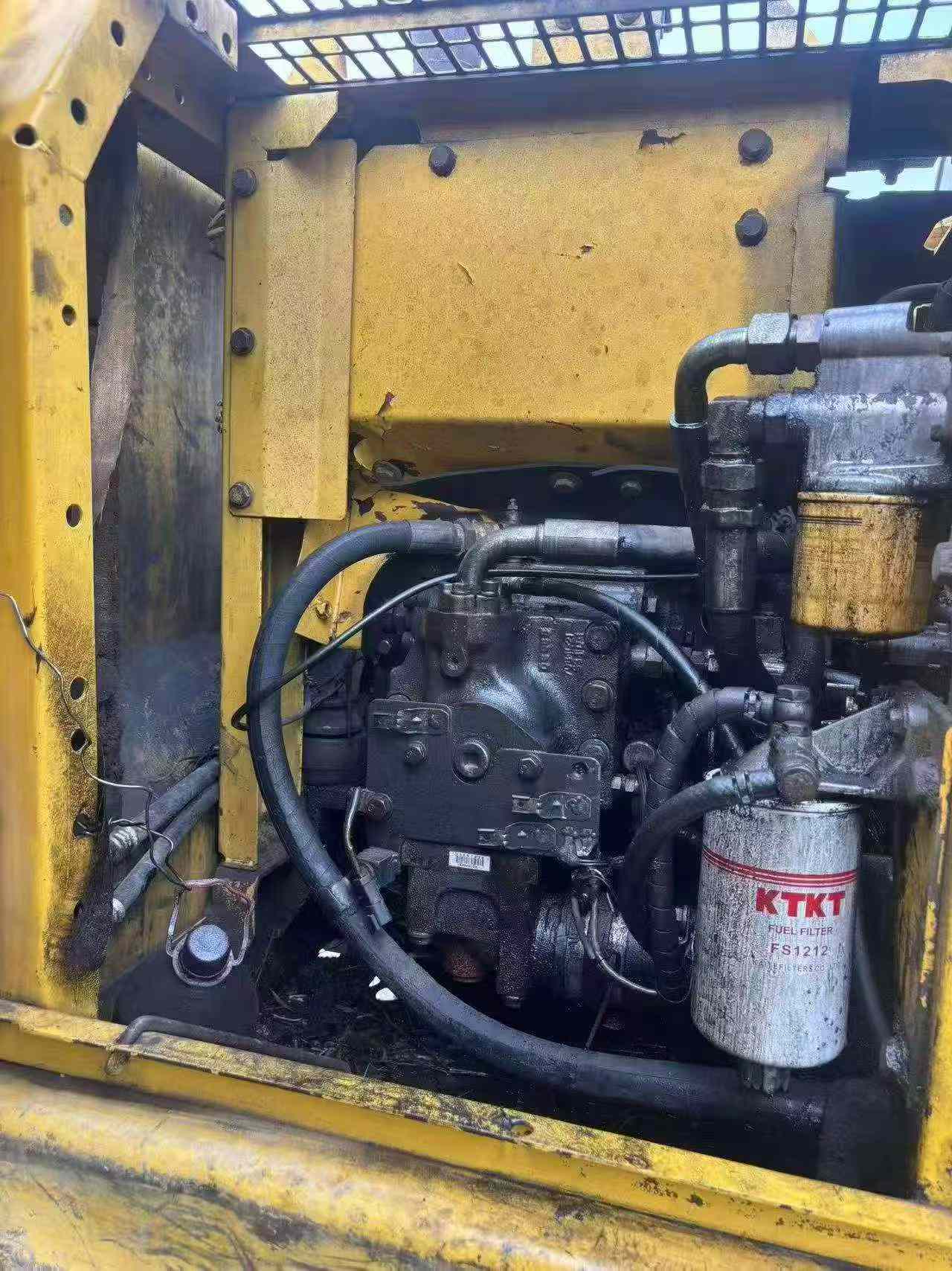 Buy Komatsu PC110-7 Used Excavator / 6