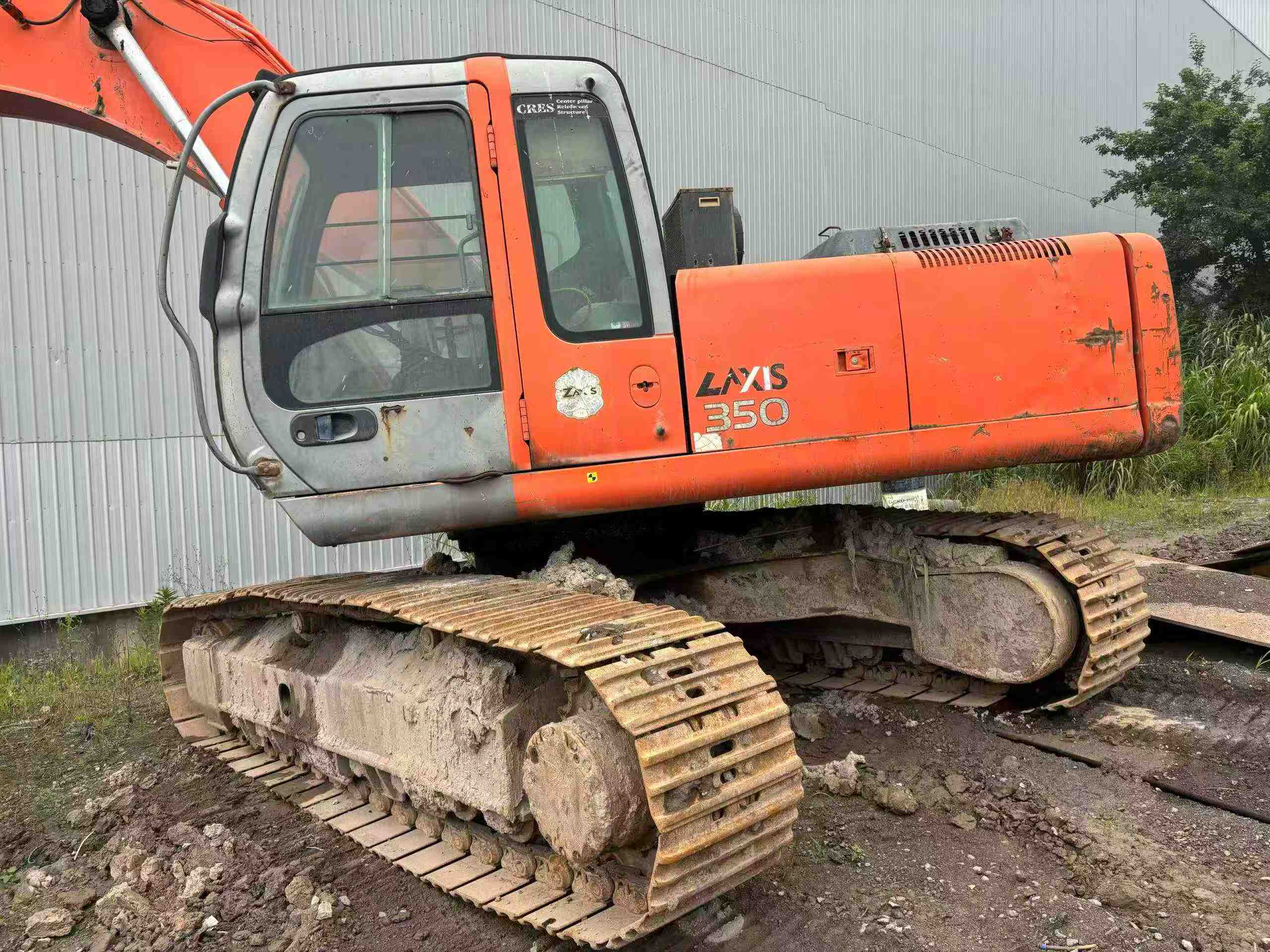 Buy Hitachi EX270 Used Excavator / 2