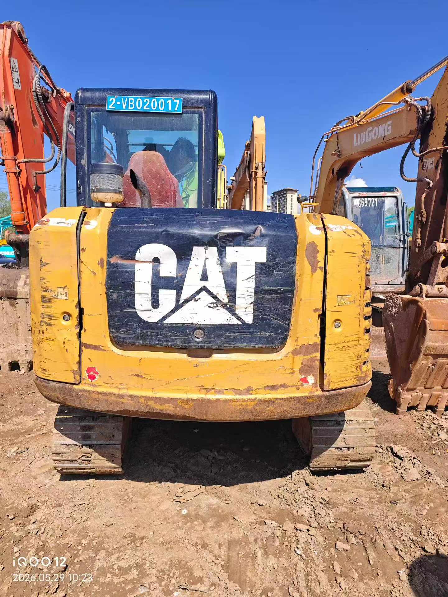 شراء حفارة Caterpillar 306D مستعملة / 2