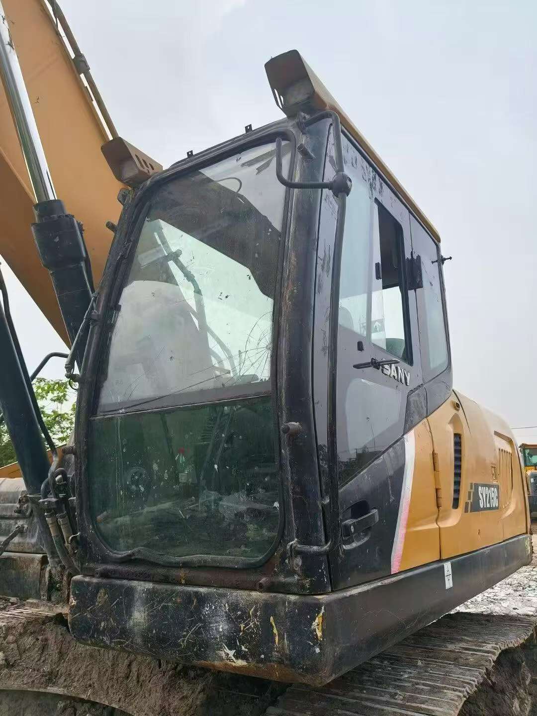 Buy Sany SY215C Used Excavator / 6