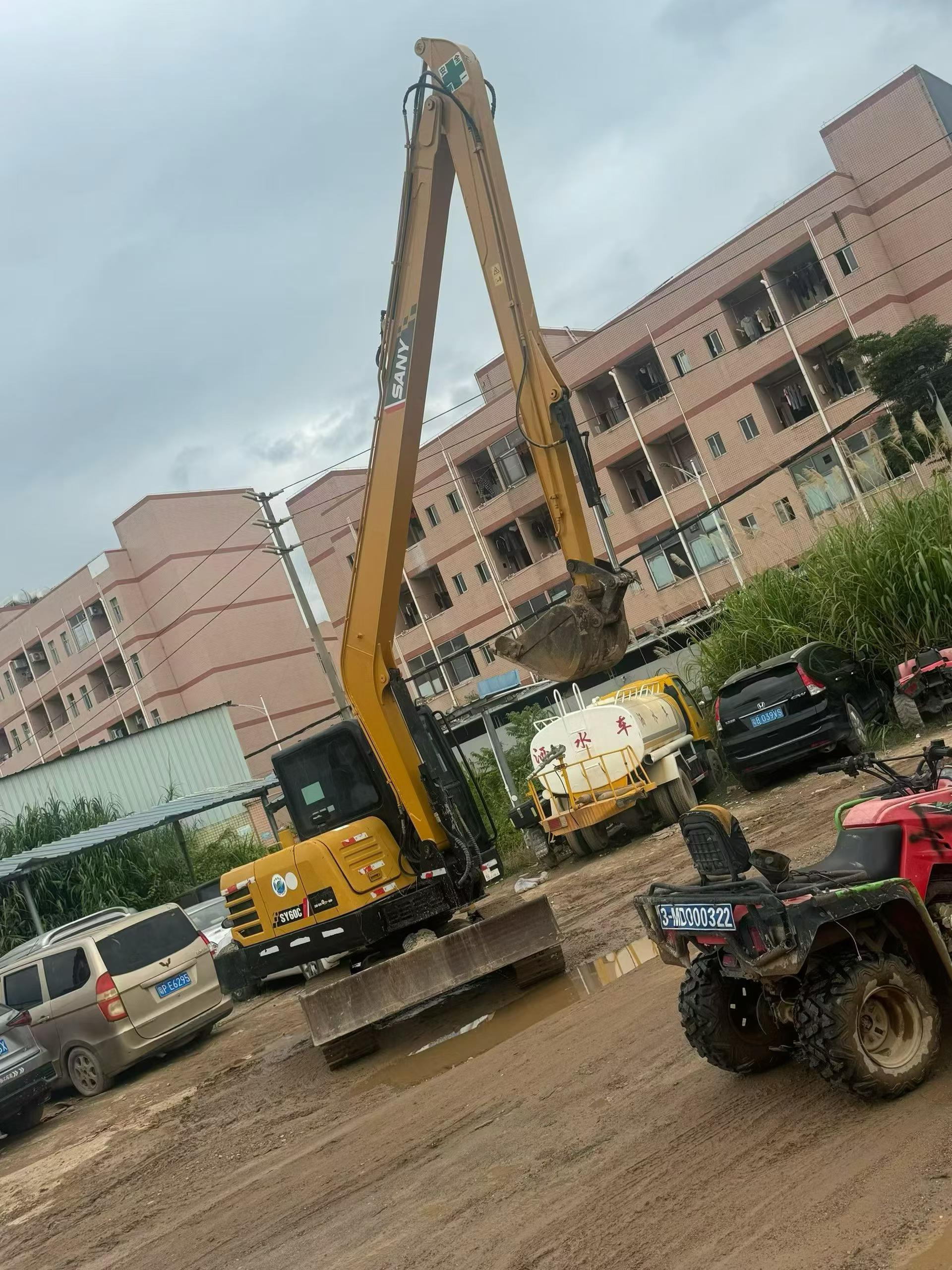 Buy Sany SY60 Used Excavator / 3