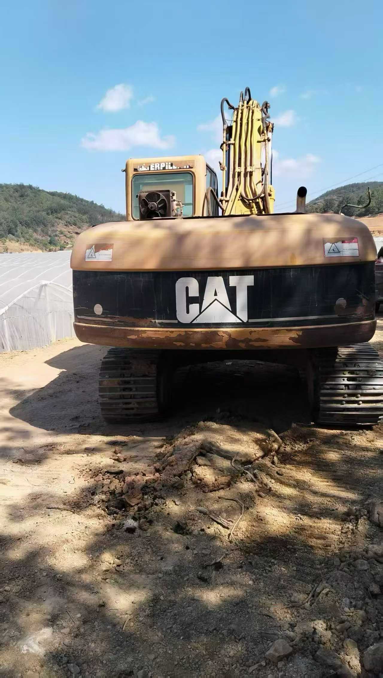 Buy Caterpillar 320C Used Excavator / 2