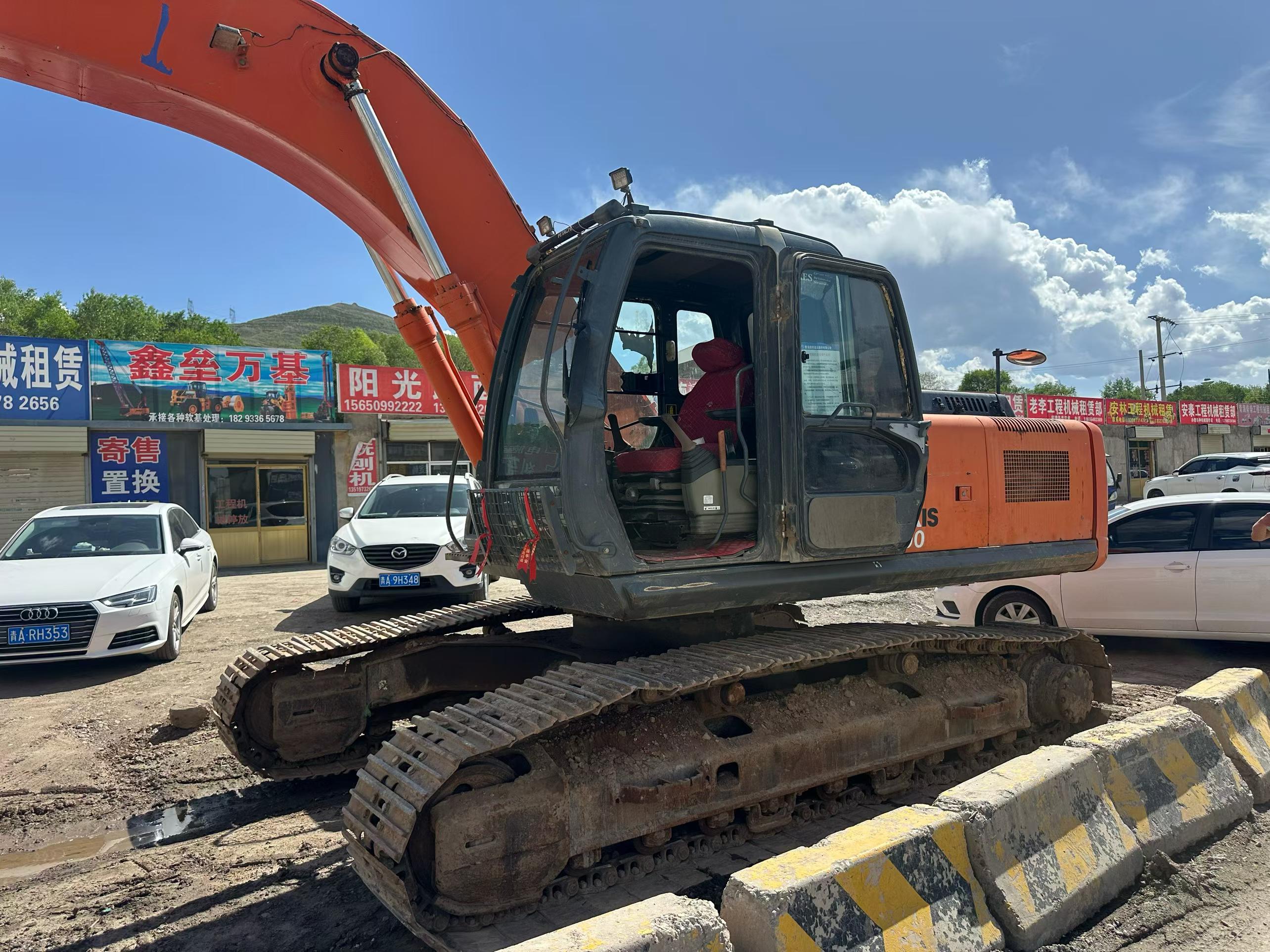 شراء حفارة Hitachi ZX260-3G مستعملة / 9