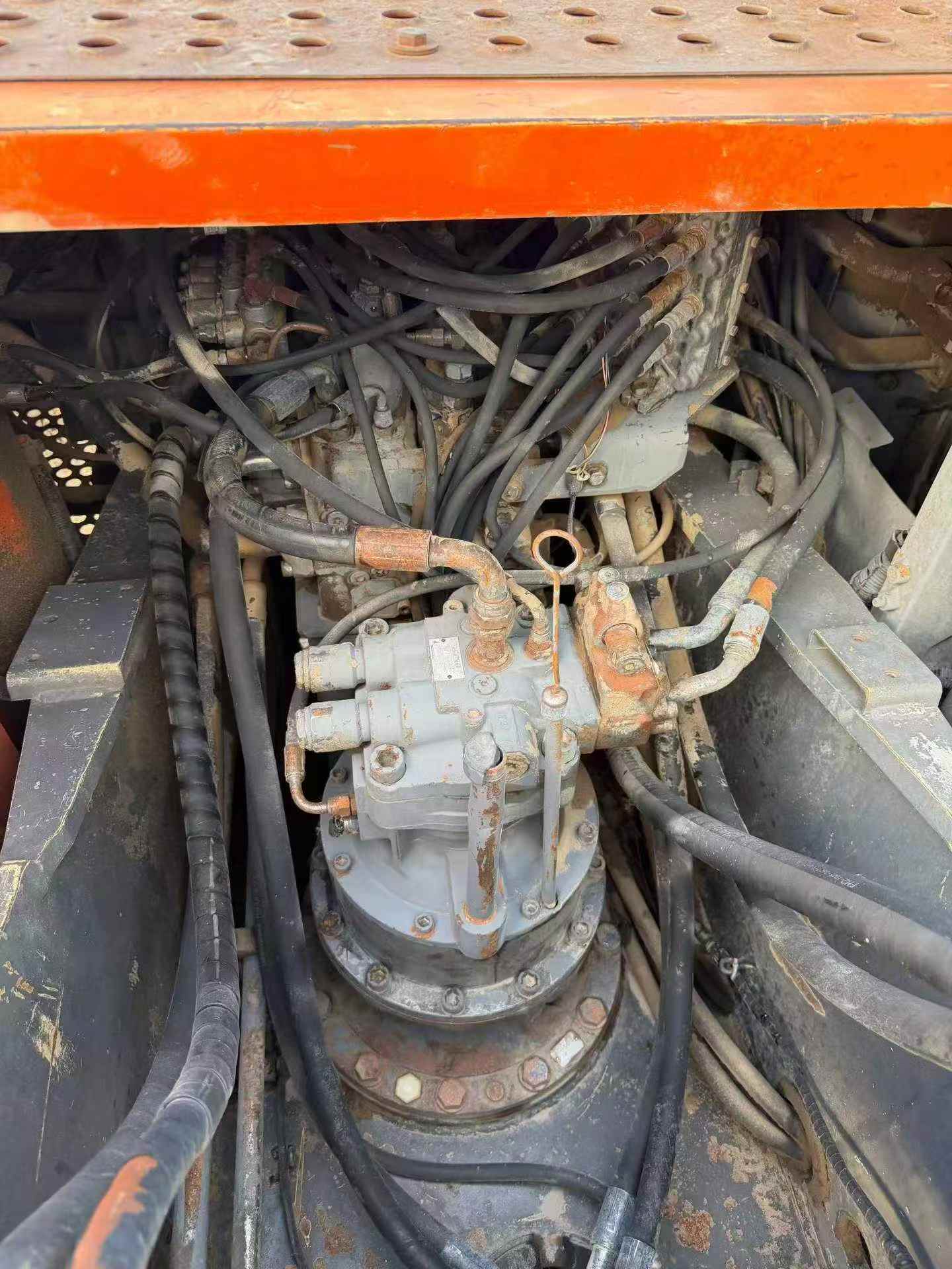 Buy Hitachi EX200-3 Used Excavator / 6