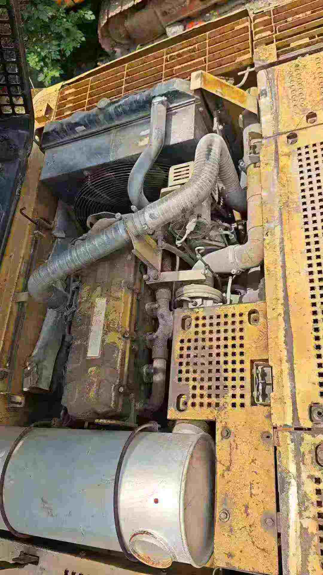 شراء حفارة Caterpillar 330C مستعملة / 6