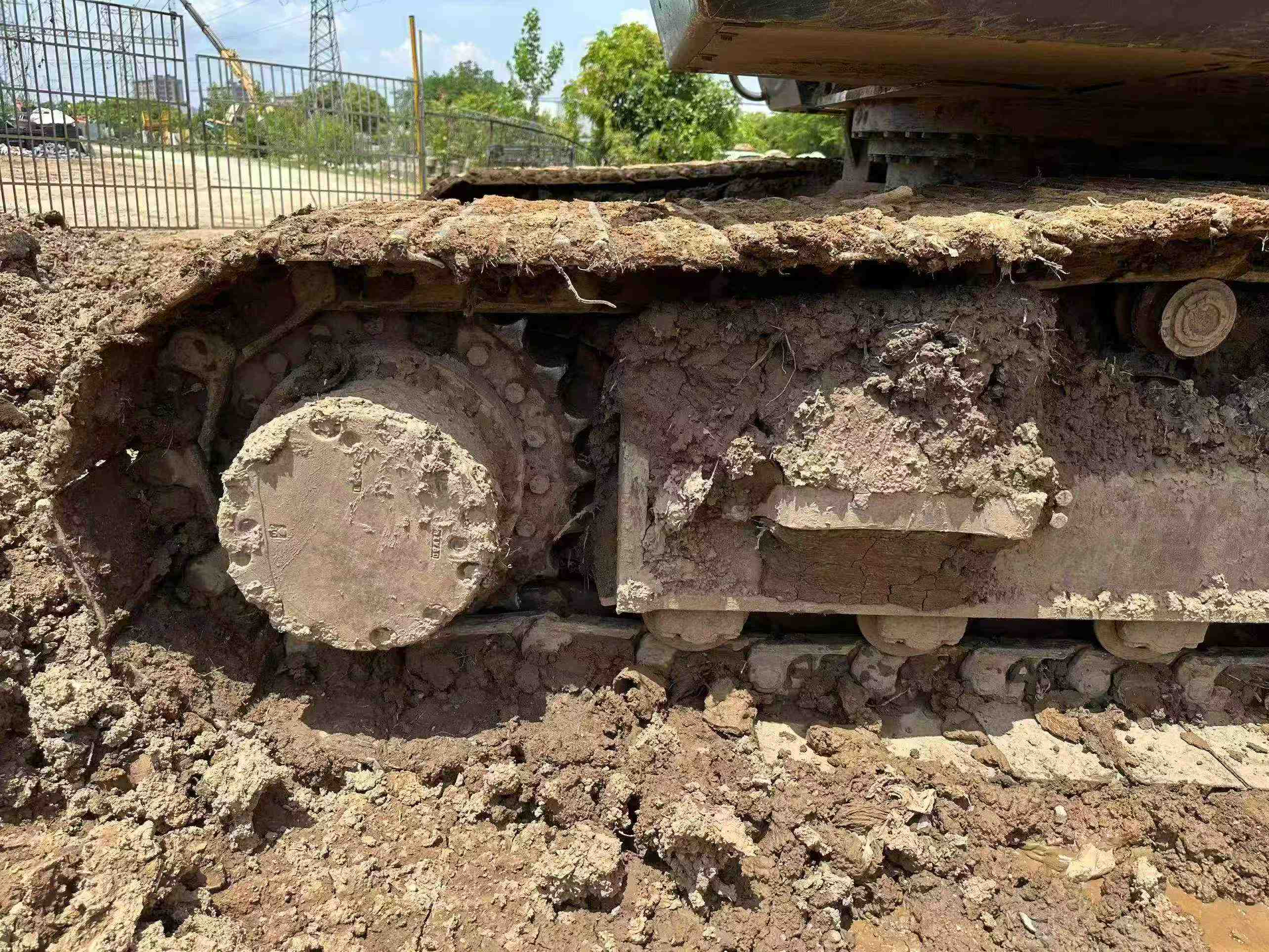 Buy Hitachi ZH200-5A Used Excavator / 8