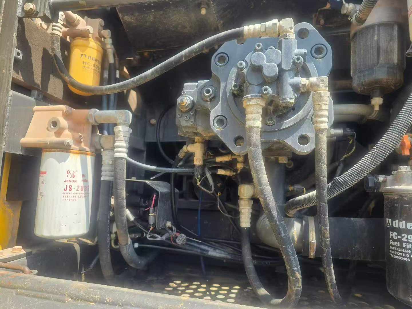شراء حفارة Sumitomo SH360-5 مستعملة / 2