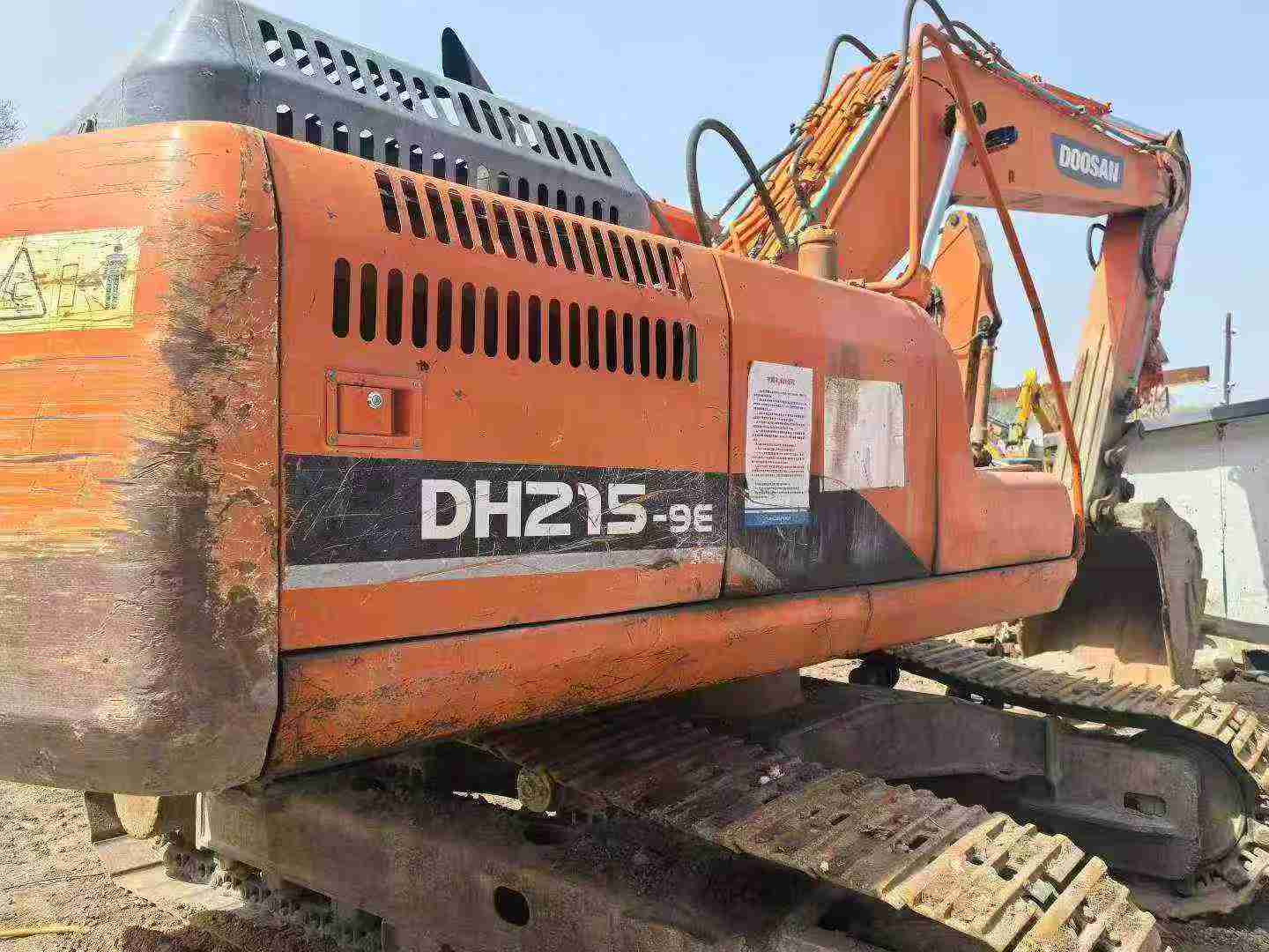 شراء حفارة Doosan DH215-7 مستعملة / 2