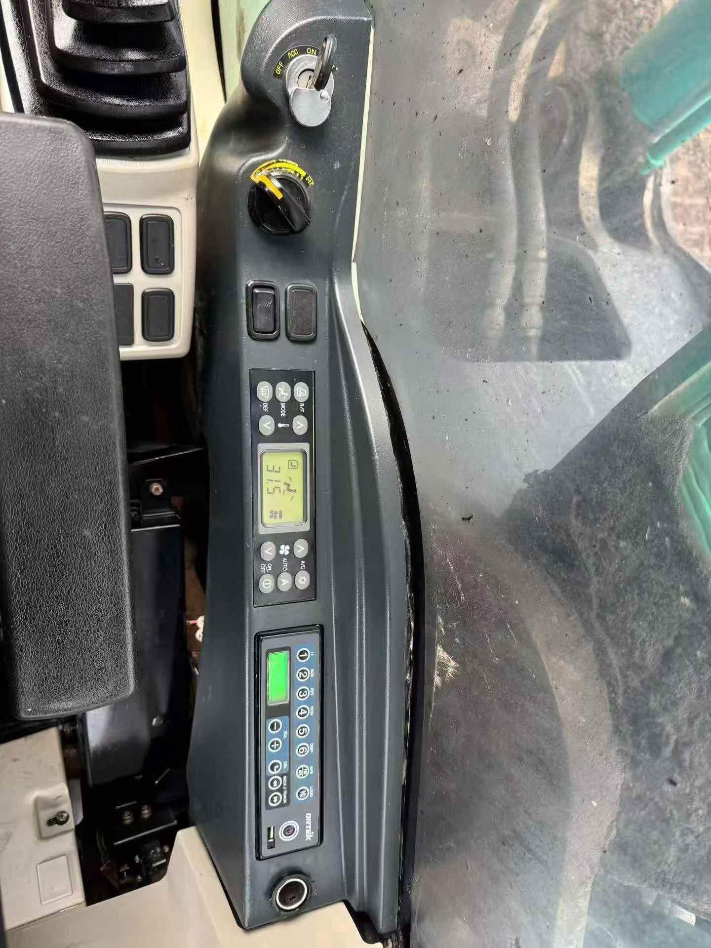 Buy Kobelco SK350-8 Used Excavator / 3