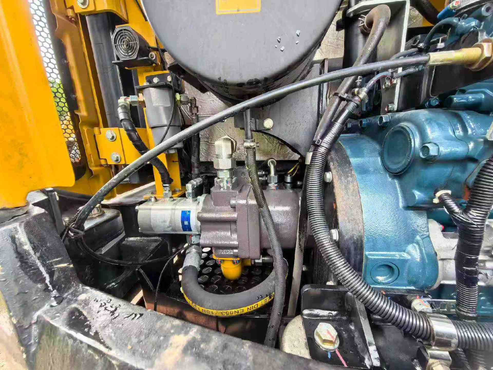 Buy Sany SY65C Used Excavator / 6