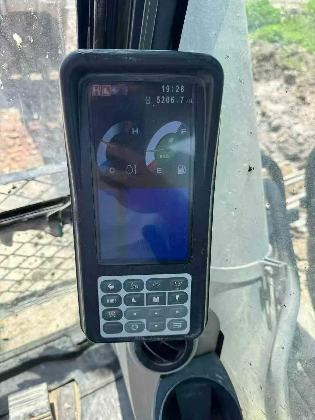 Buy Kobelco SK380-8 Used Excavator / 4