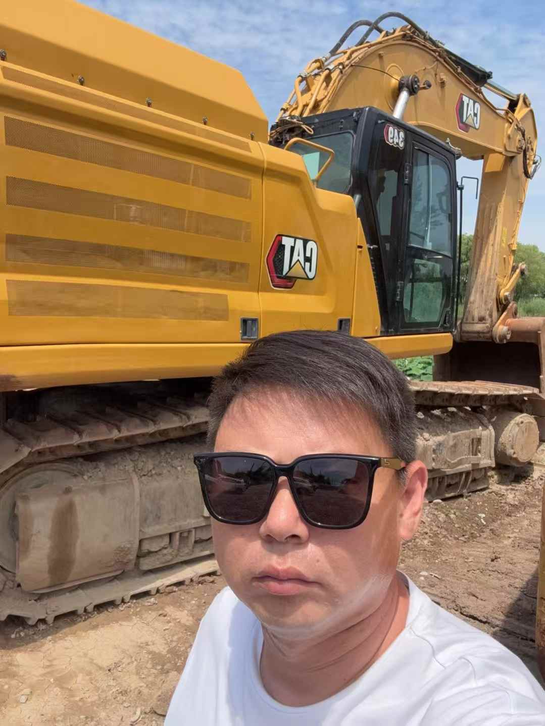 Buy Caterpillar 349E Used Excavator / 4