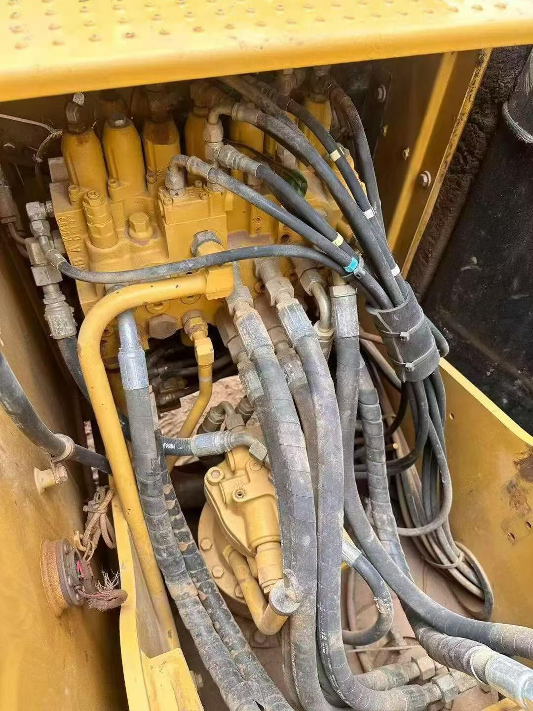 Buy Caterpillar 313D Used Excavator / 4