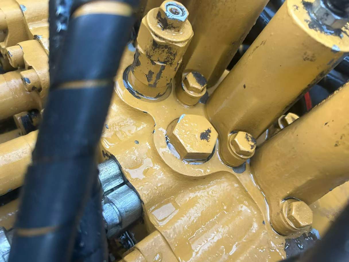 شراء حفارة Caterpillar 336E مستعملة / 5