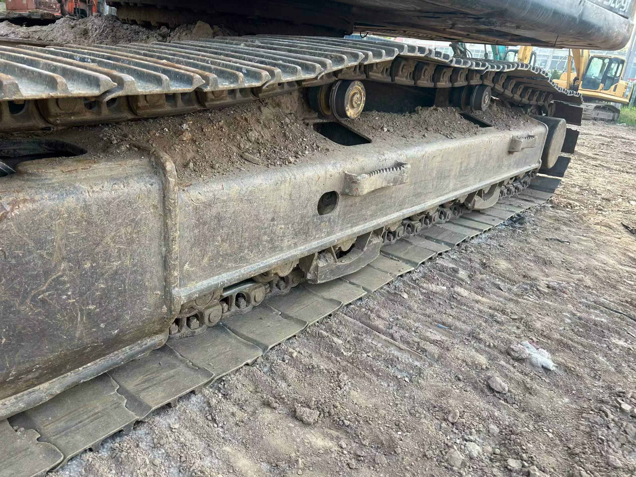 Buy Hyundai R275LC-9T Used Excavator / 9