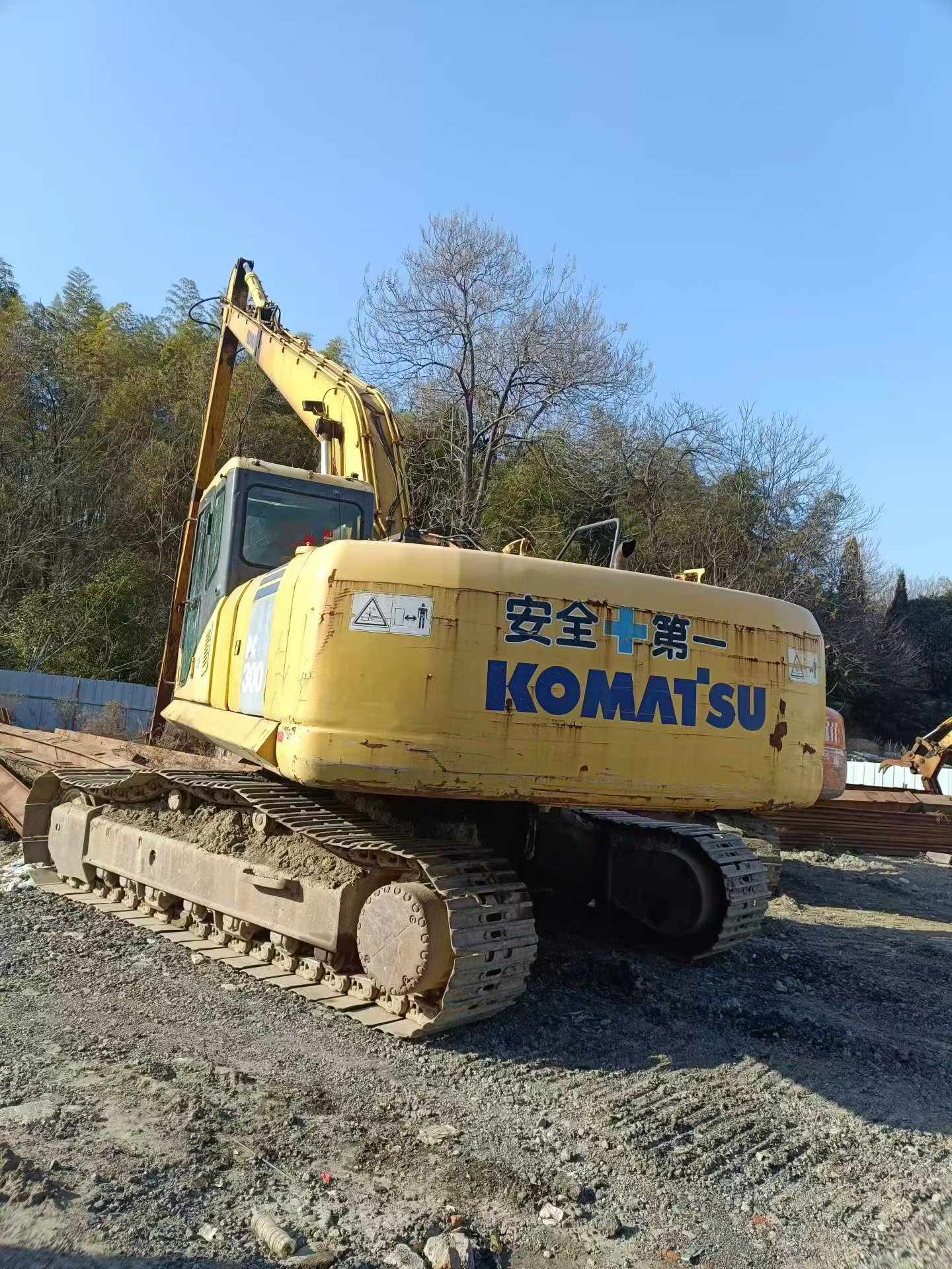 شراء Komatsu PC270-7 مستعمل حفارة شراء Komatsu PC270-7 مستعمل حفارة