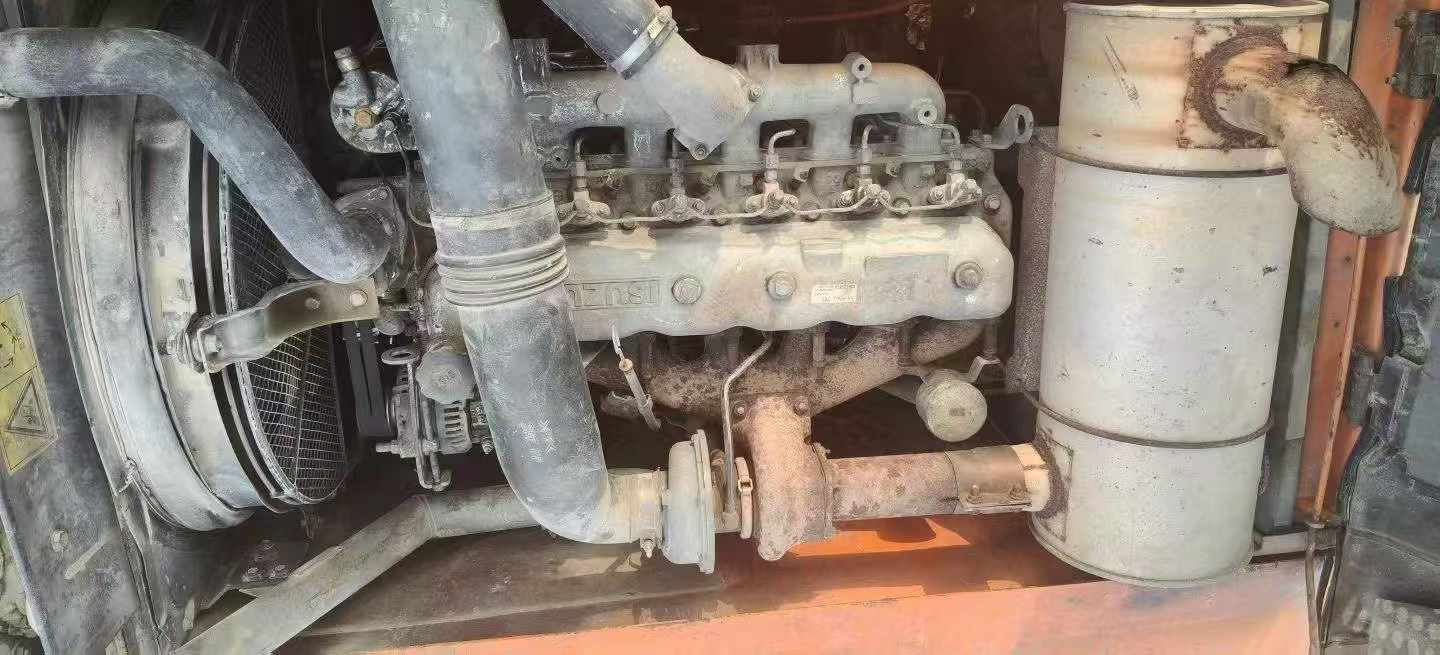 Buy Hitachi ZX200-3G Used Excavator / 5