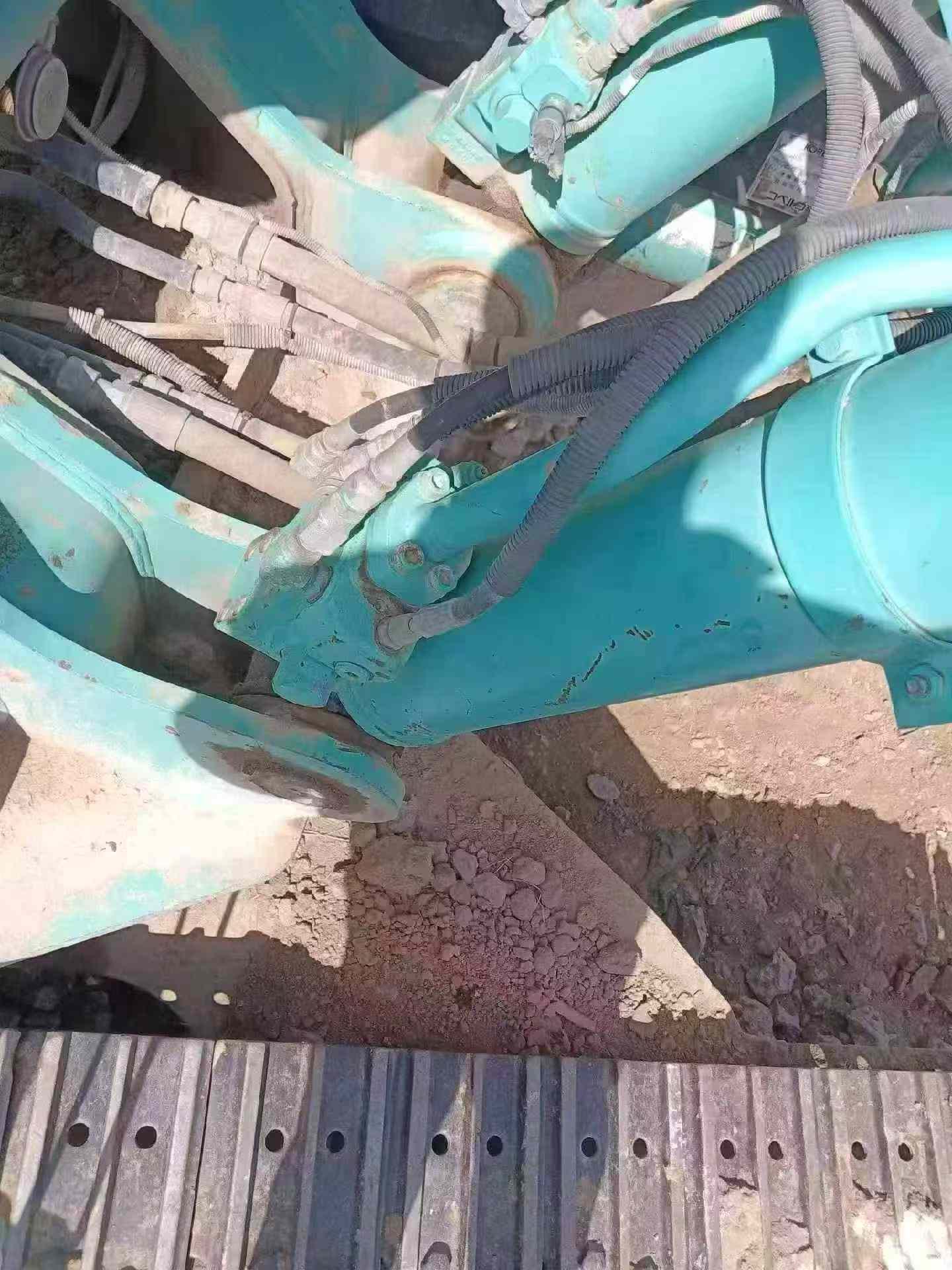 Buy Kobelco SK200-2 Used Excavator / 9