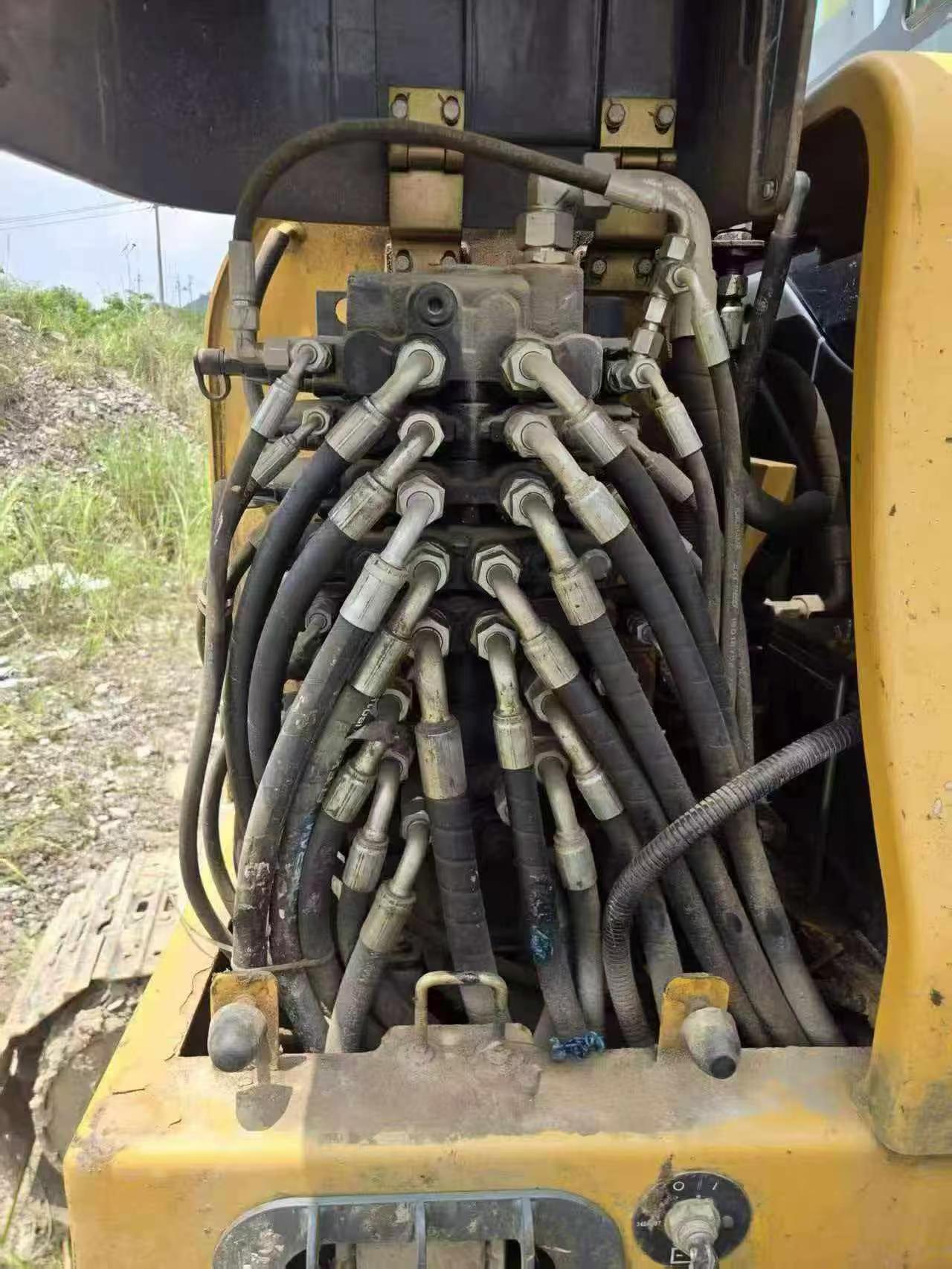 Buy XCMG XE60 Used Excavator / 6 Buy XCMG XE60 Used Excavator / 6